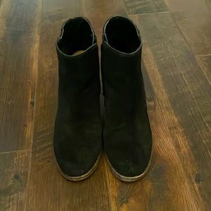 Women black wedge bootie size 7.5; Lucky Brand